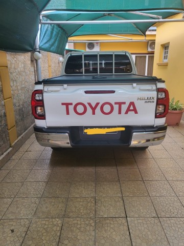 Venda TOYOTA HILUX NOVO MODELO