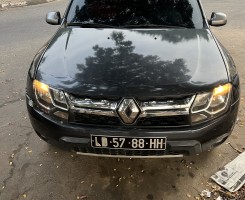 A venda Renault Duster impecável