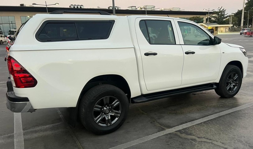 Venda Toyota Hilux JLO
