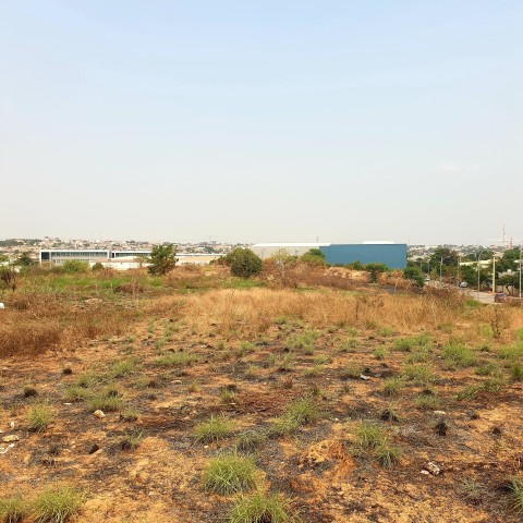 Venda VENDE-SE TERRENO ZONA NOBRE DO TALATONA