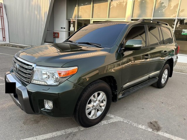 Venda TOYOTA LAND CRUISER V8 VX
