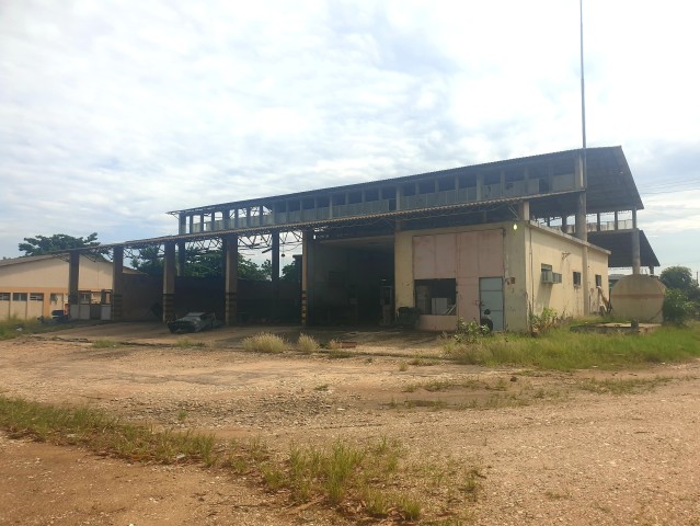 Venda Vende-se Estaleiro Beira Estrada de 05 Hectares Vila Sede de Viana