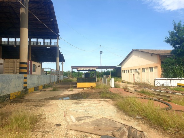 Venda Vende-se Estaleiro Beira Estrada de 05 Hectares Vila Sede de Viana