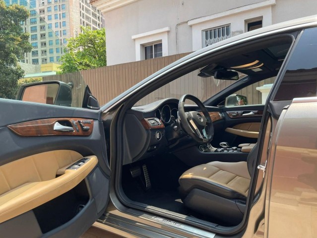 Venda MERCEDES BENZ CLS 63 AMG