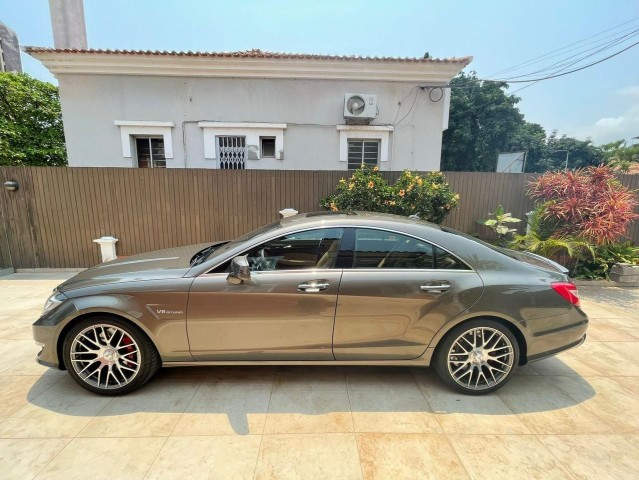 Venda MERCEDES BENZ CLS 63 AMG