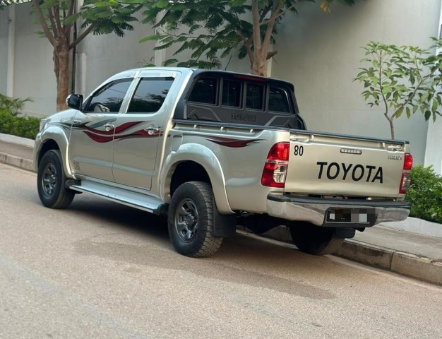 Venda TOYOTA HILUX