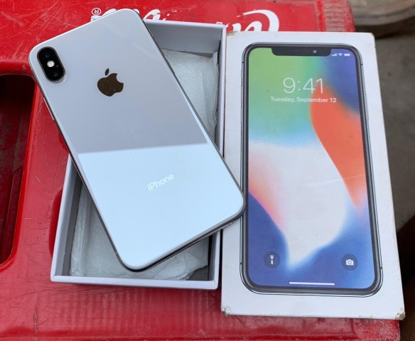 Venda IPhone X normal