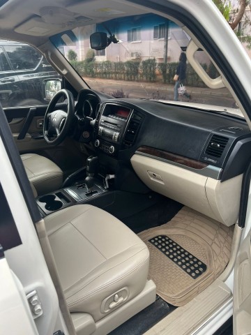 Venda Mitsubishi PAJERO full