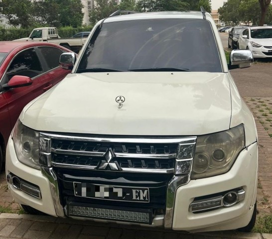 Venda Mitsubishi PAJERO full