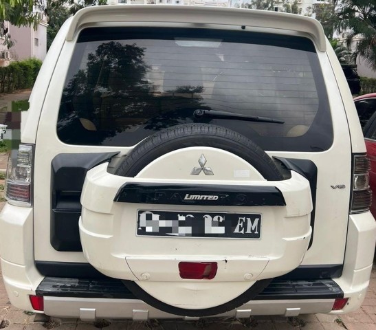 Venda Mitsubishi PAJERO full