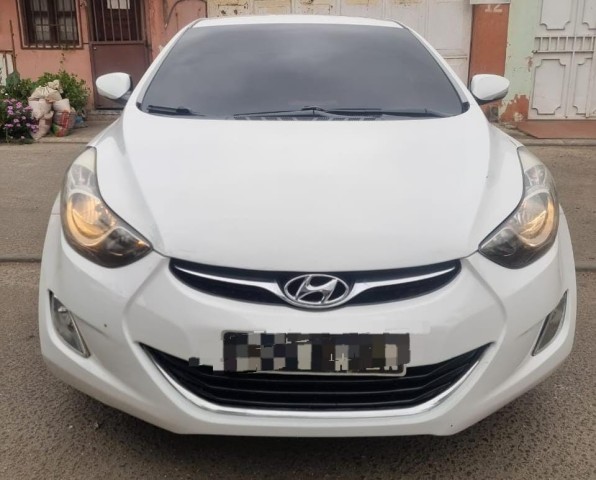 Venda HYUNDAI ELANTRA