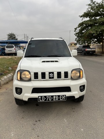 Venda Suzuki Jimmy caixa manual impecável