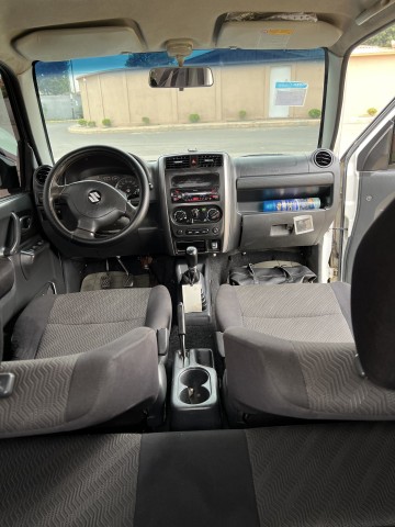 Venda Suzuki Jimmy caixa manual impecável