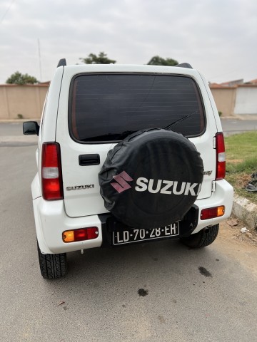 Venda Suzuki Jimmy caixa manual impecável