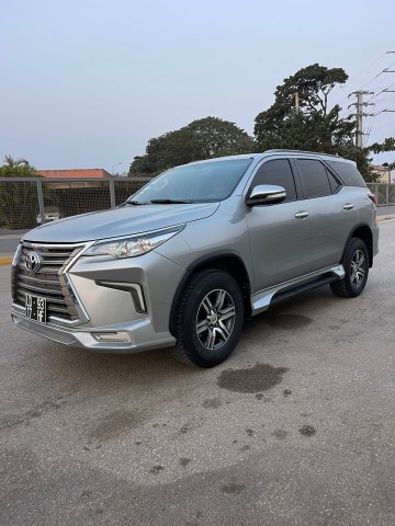 Venda Toyota Fortuner