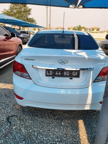 Venda Hyundai Accent