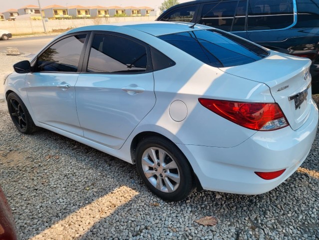 Venda Hyundai Accent