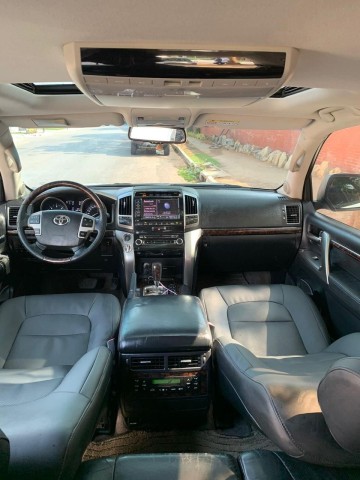 Venda Toyota Land Cruiser V8 Full options