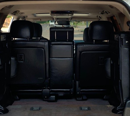 Venda Toyota Land Cruiser V8 Full options