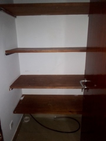 Venda Arrenda se esta vivenda T3+1 localizado no condomínio Cuchi Talatona