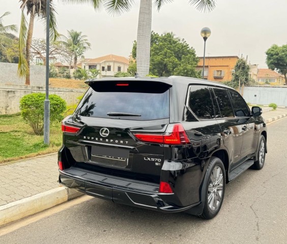 Venda LEXUS SUPER SPORT PLUS