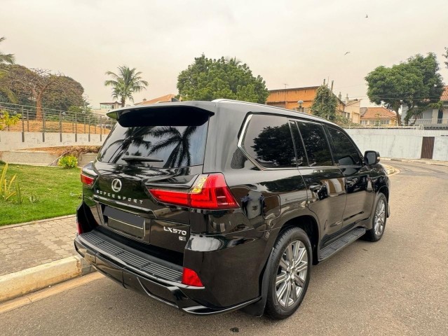 Venda LEXUS SUPER SPORT PLUS