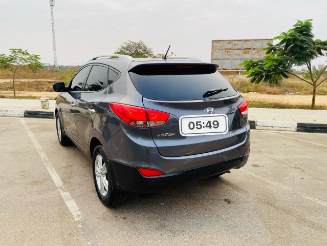 Venda HYNDAI Tucson ix35 limo é bem conservado