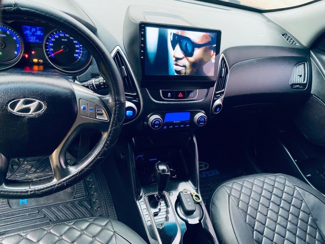 Venda HYNDAI Tucson ix35 limo é bem conservado