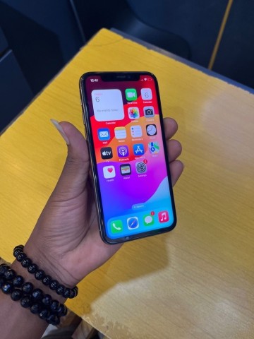 Venda IPhone 11pro 64GB