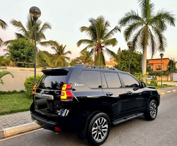 Venda LAND CRUISER PRADO 70 ANIVERSARIO