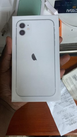 Venda IPhone 11 normal