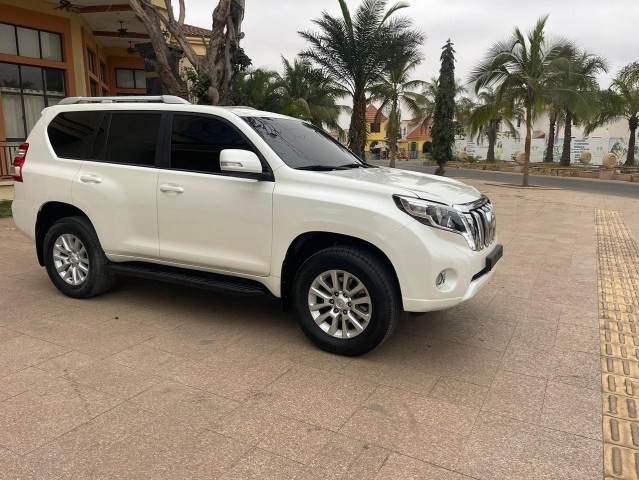 Venda TOYOTA LAND CRUISER PRADO TXL
