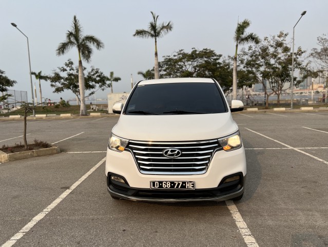 Venda Hyundai H1 impecável