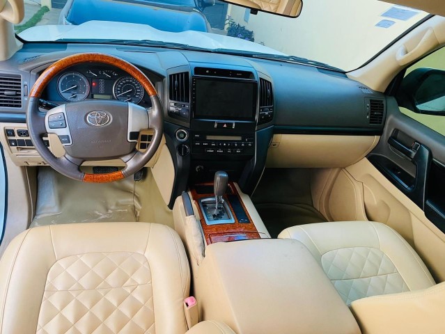 Venda TOYOTA LAND CRUISER GXR V8