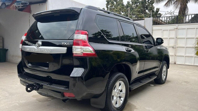Venda TOYOTA LAND CRUISER PRADO TXL