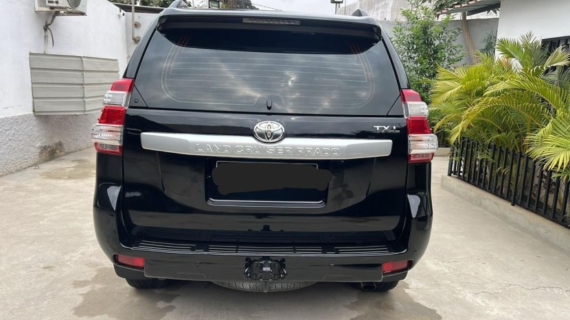 Venda TOYOTA LAND CRUISER PRADO TXL