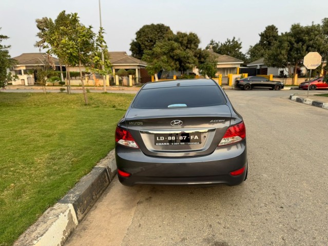 Venda HYUNDAI ACCENT