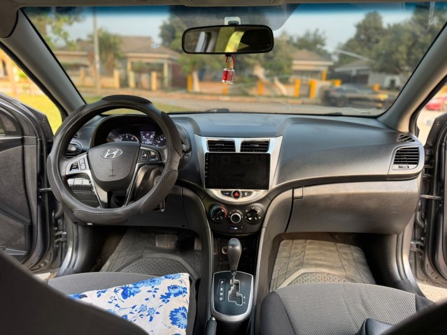 Venda HYUNDAI ACCENT