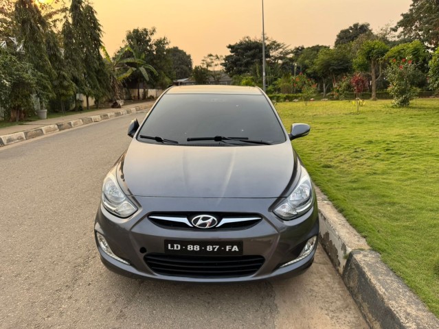 Venda HYUNDAI ACCENT