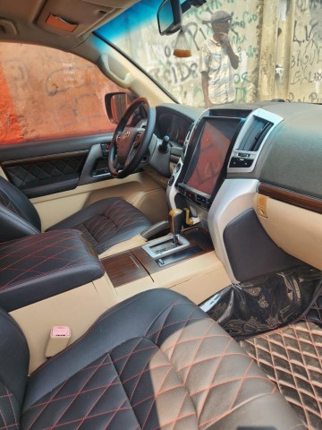 Venda TOYOTA LAND CRUISER VXR V8