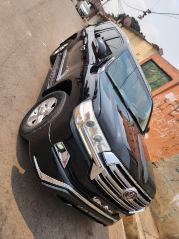 Venda TOYOTA LAND CRUISER VXR V8