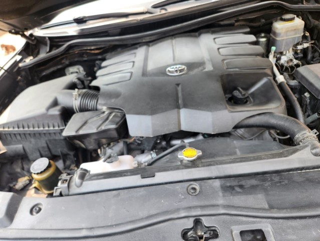 Venda TOYOTA LAND CRUISER VXR V8