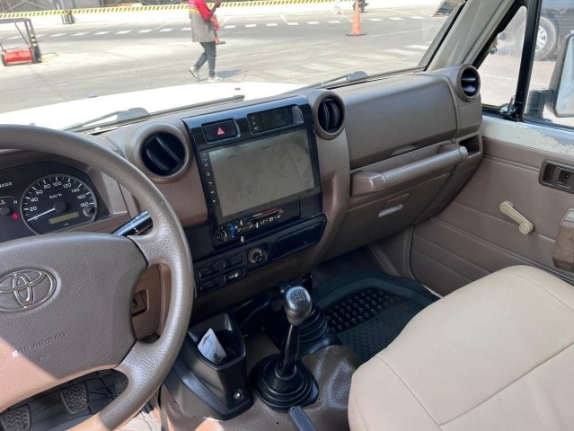Venda TOYOTA LAND CRUISER HZ
