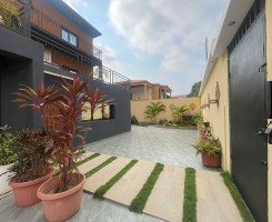 A venda MORADIA V5 TRIPLEX DE ALTO PADRÃO