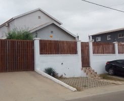 A venda Arrenda se esta vivenda V4+1 localizado no projecto nova vida