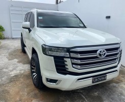 A venda TOYOTA LANDCRUISER GXR TWIN TURBO SEMI-NOVO