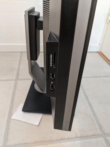 Venda Monitor LCD Dell U2410 de 24 polegadas, HDMI, DVI, DisplayPort e VGA