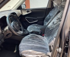 A venda HYUNDAI CRETA LIMPO