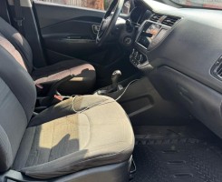 A venda Kia rio desportivo