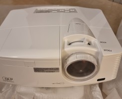 A venda Projector mitsubishi FD730 HD